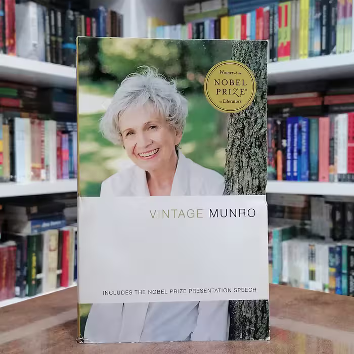 کتاب رمان Vintage Munro اثر  Alice Munro 