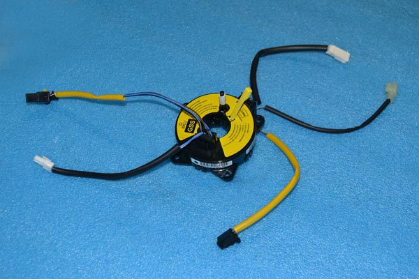 کابل حلزونی ایربگ ام وی ام 315 هاچبک جدید چین یدک مرکزی - خرید لوازم یدکی خودروهای چینی - لوازم یدکی خودروهای کره ای - لوازم یدکی خودروهای ژاپنی - کف قیمت بازار - ارسال سریع به سراسر ایران