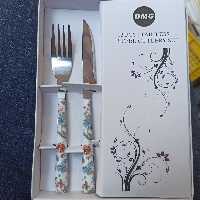 کاردوچنگال چاقووچنگال یک تیکه نشکن تیز گلدار