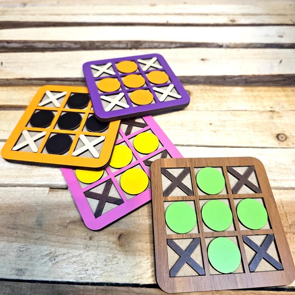 بازی فکری دوز چوبی