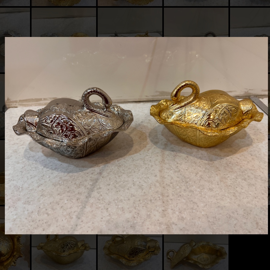 قندان قو شکلات خوری قو خرما خوری قو قندان طلایی