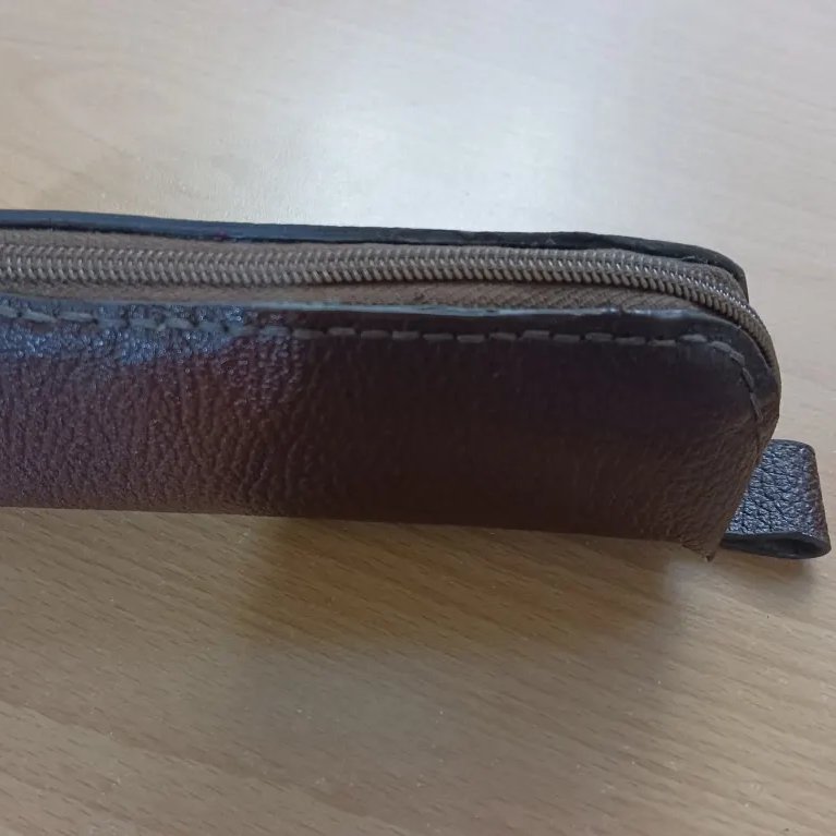 جامدادی  چرم 