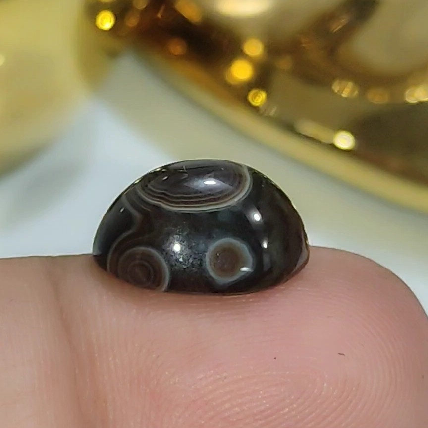 نگین فاخر و نفیس عقیق باباقوری قوری  