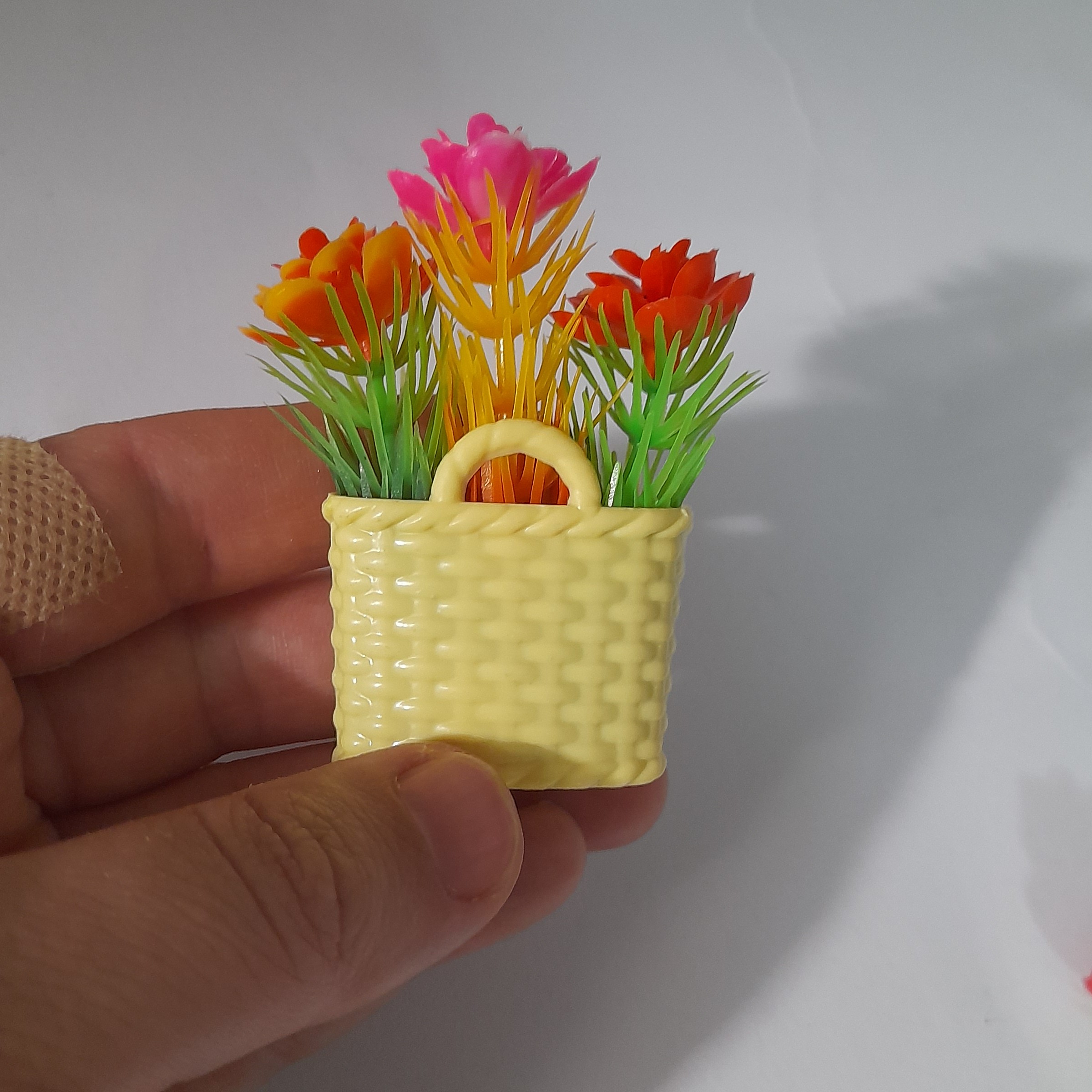 مگنت زنبیل گل