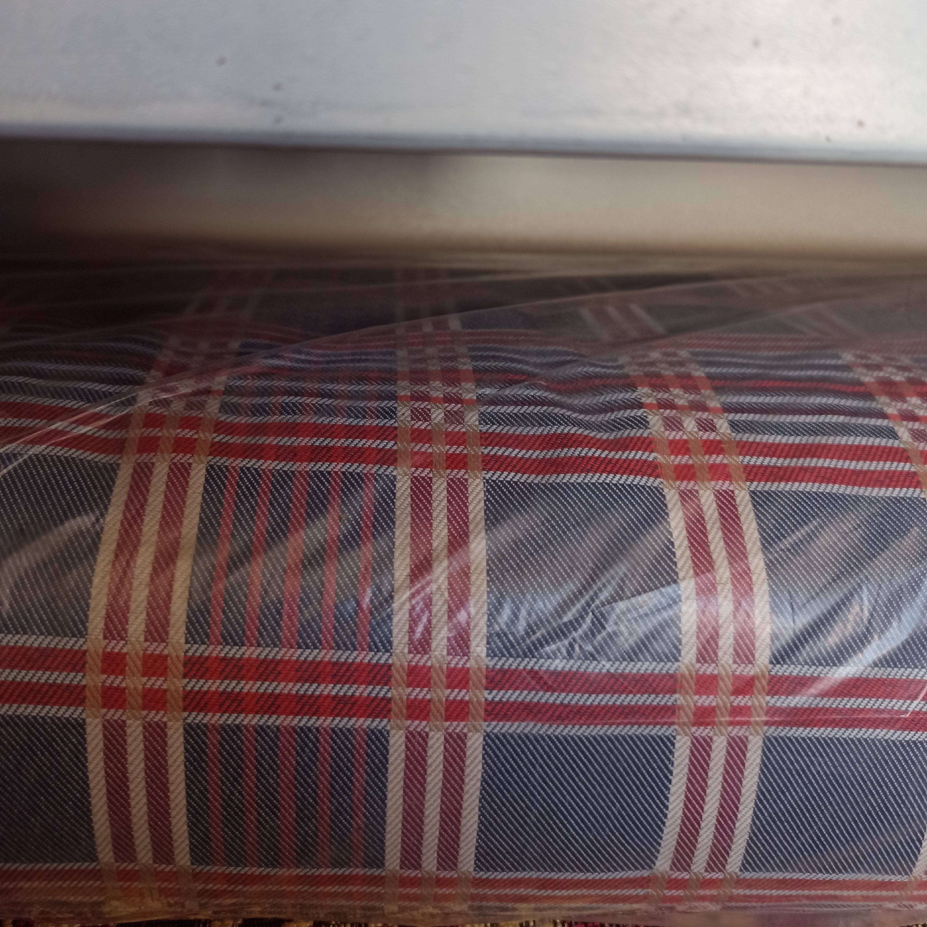 زیرسفره متری تک بافت یزد،عرض 2متر