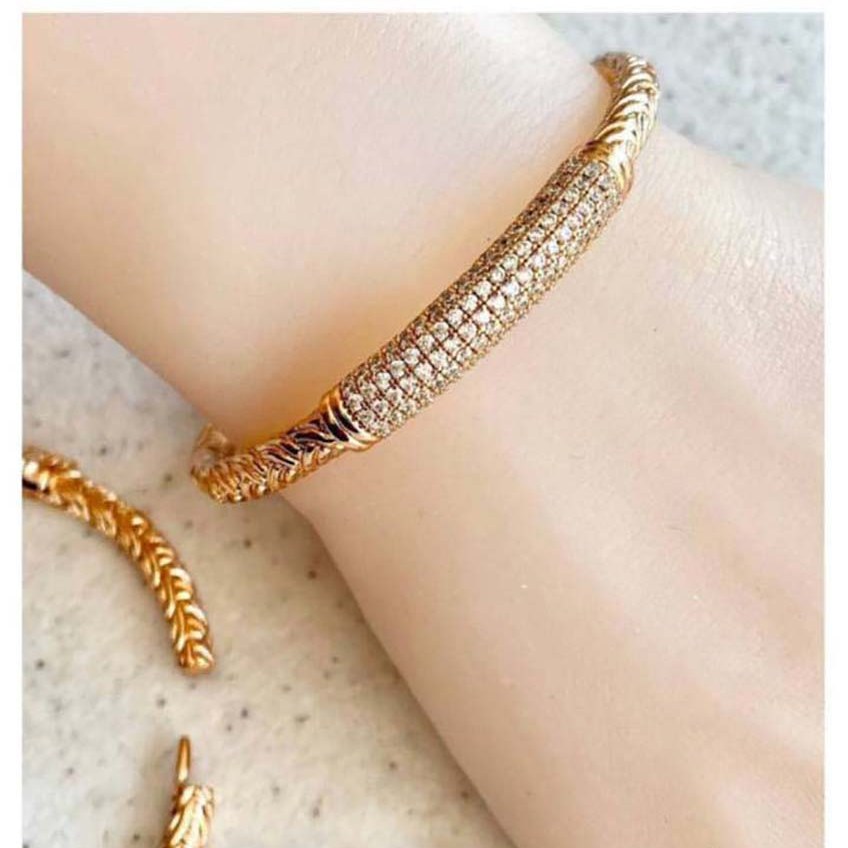 دستبند النگویی تمام نگین طلایی