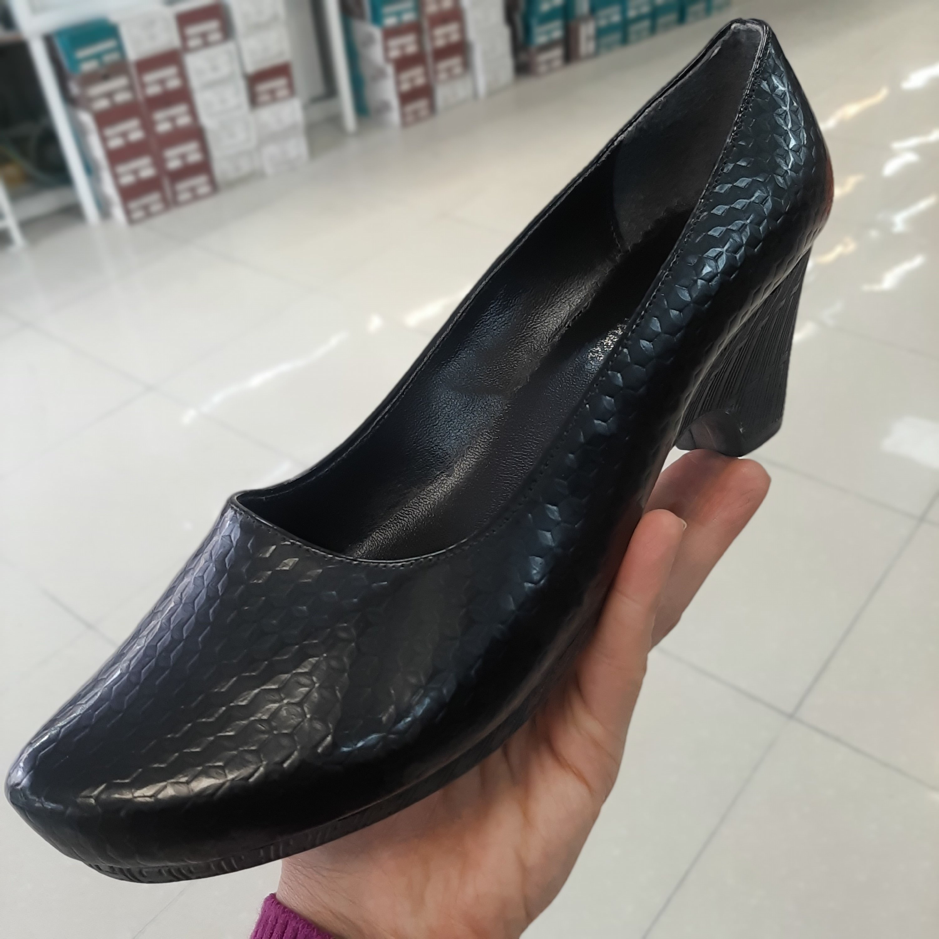 کفش پاشنه دار زنانه سایز 39حراج