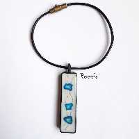 آویز  چشم نظر و وان یکاد جاسوییچی و ایینه ماشین  