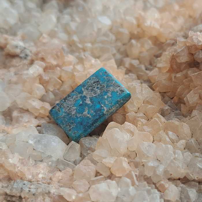 نگین فیروزه نیشابور کد 8948