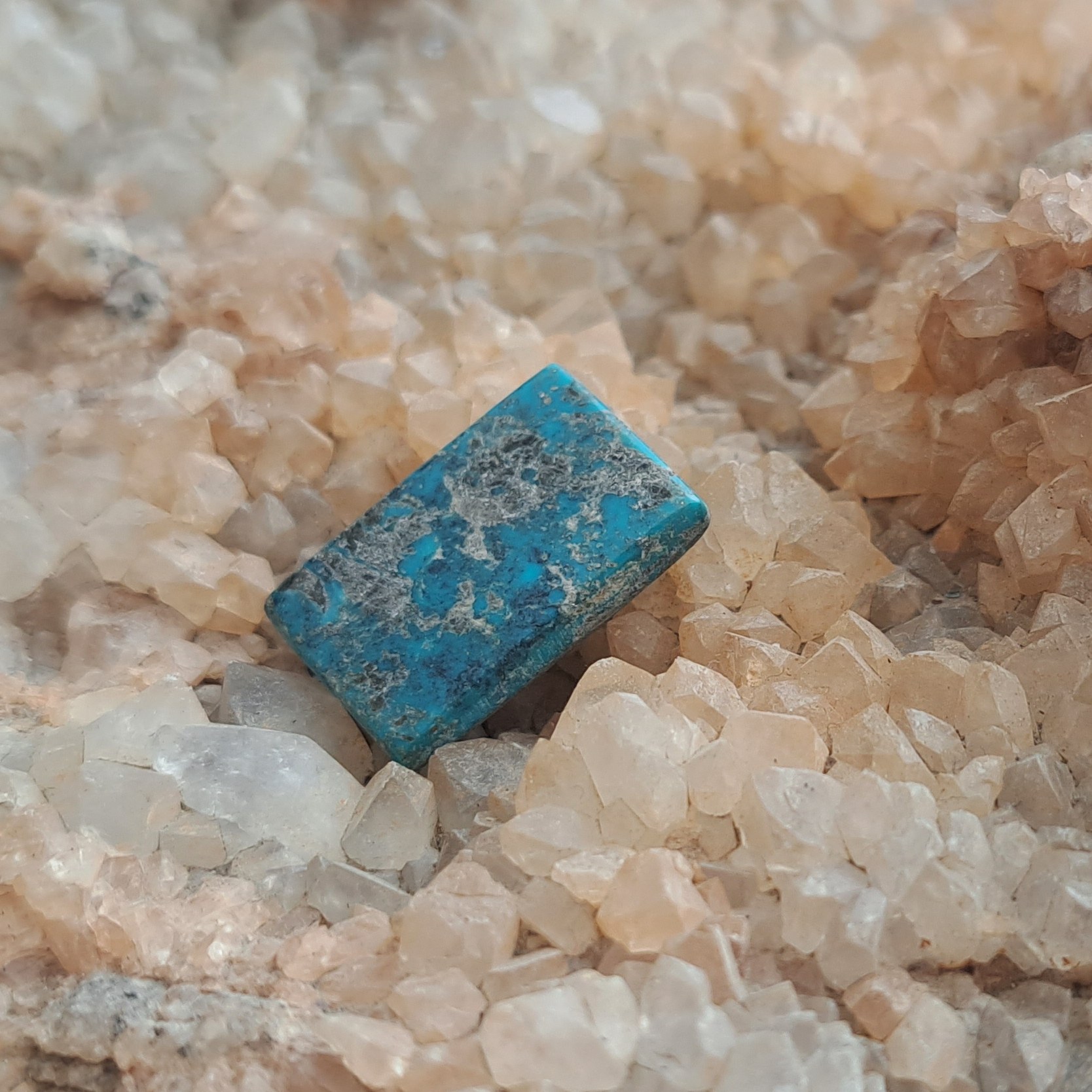 نگین فیروزه نیشابور کد 8948