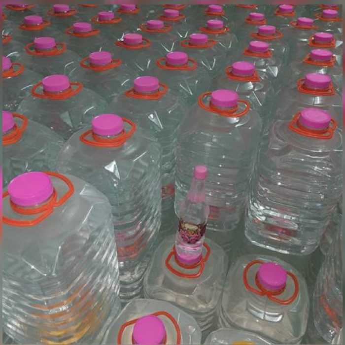 گلاب  سی کیلو گل در گالن بیست لیتری کاملا سنتی (پس کرایه)