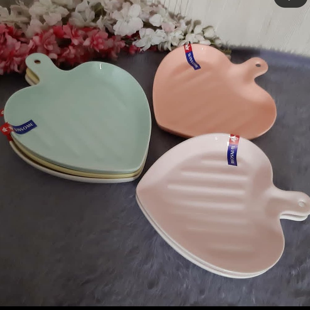 تابه سرامیکی قلب،رنگبندی طبق رندوم ارسال میشود.تابه گریل سرامیکی رنگی (قلب ) ،کیفیت عاااالی