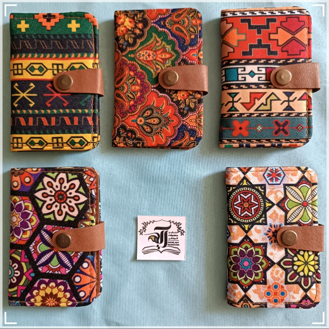 جاکارتی پارچه ای چرمی طرح سنتی و اسلیمی بسیار زیبا کیف کارت داخل چرم (موجودی بگیرید)