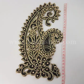 گل تزئینی لباس رنگی