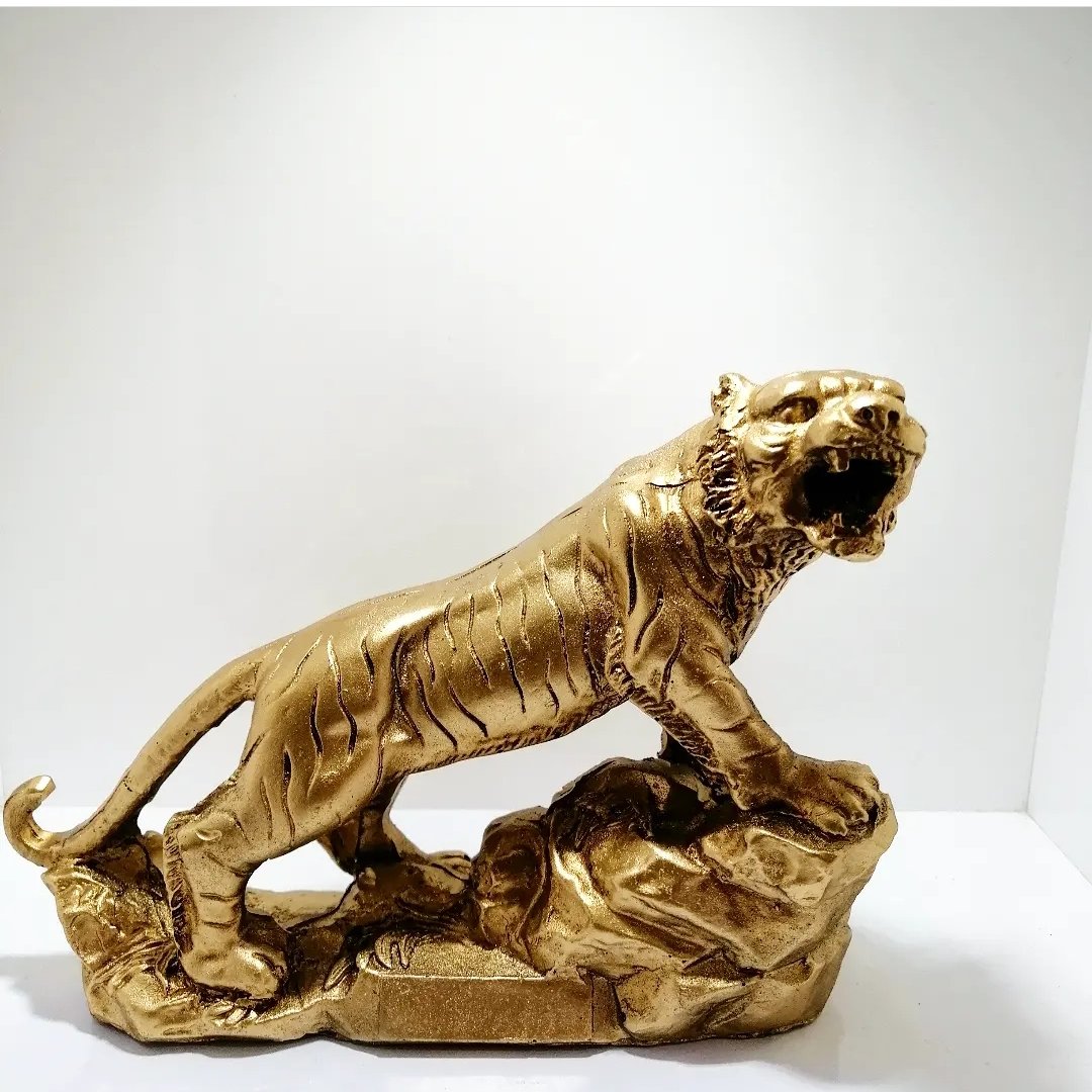 مجسمه ببر 