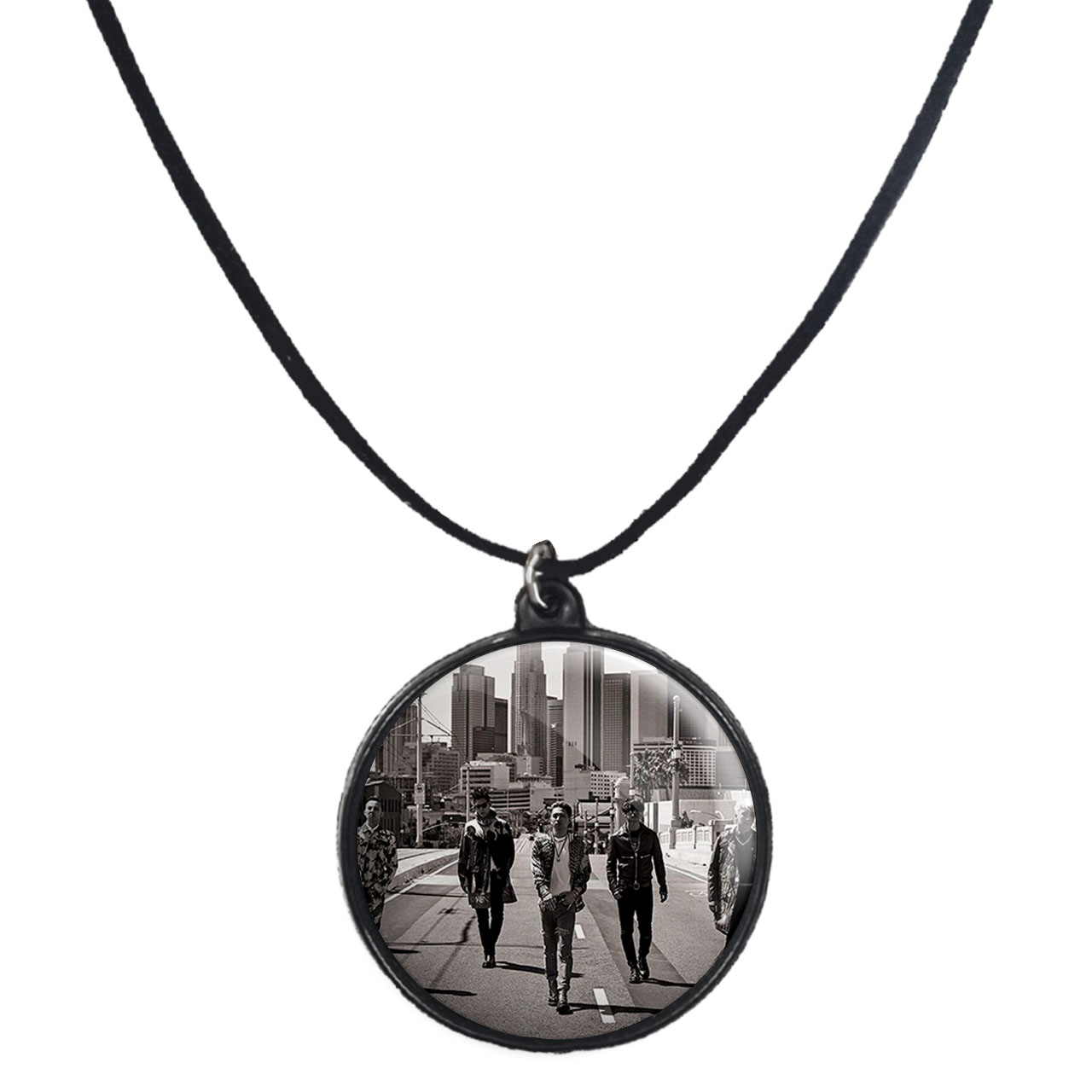 گردنبند پرمانه طرح گروه موسیقی بیگ بنگ کد pmb.15205 مدل دو طرفه