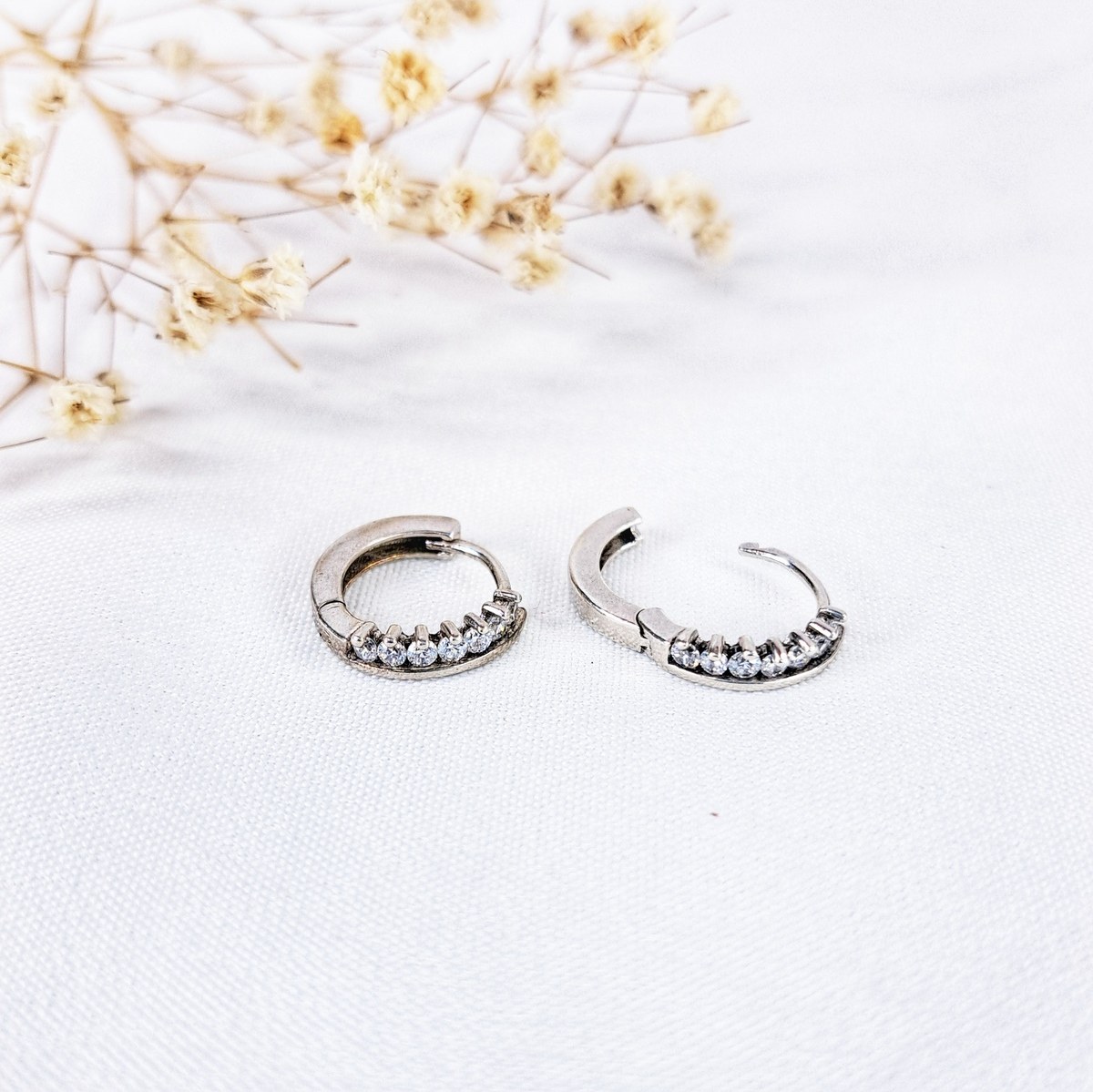 گوشواره نقره حلقه ای با نگین اتمی کد 11494