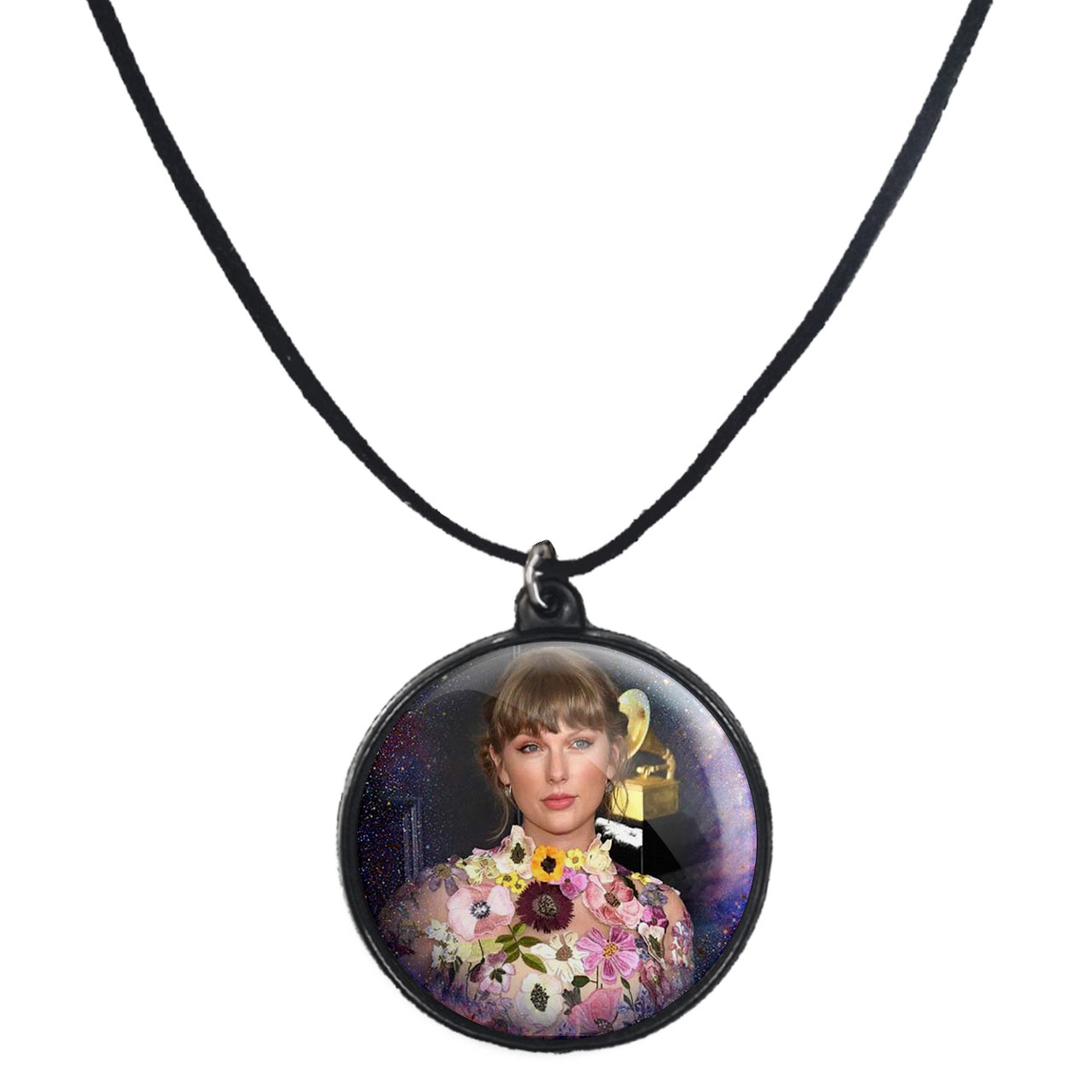 گردنبند پرمانه طرح تیلور سویفت کد pmb.2824 مدل دو طرفه