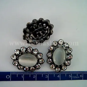 دکمه نگین دار بیضی سایز 2