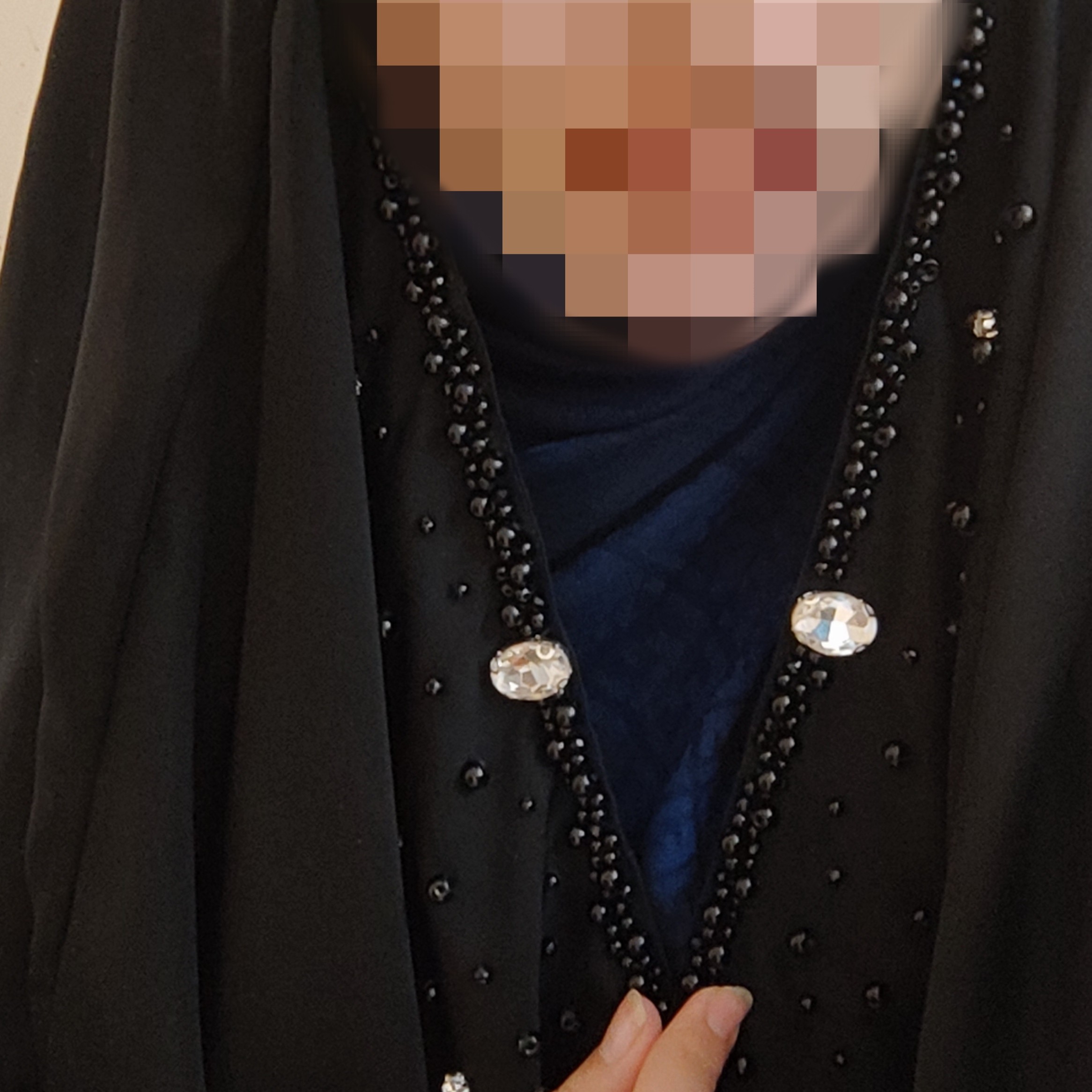چادر عبا عربی سنگ دوزی جواهر دوزی با متریال درجه یک طرح آمین