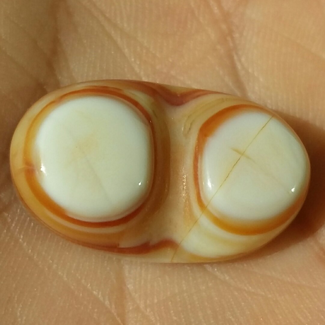 نگین عقیق دوکوهان منظم بی نظیر خاص