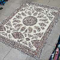 زیرسفره‌ای تمام ابریشم دورو