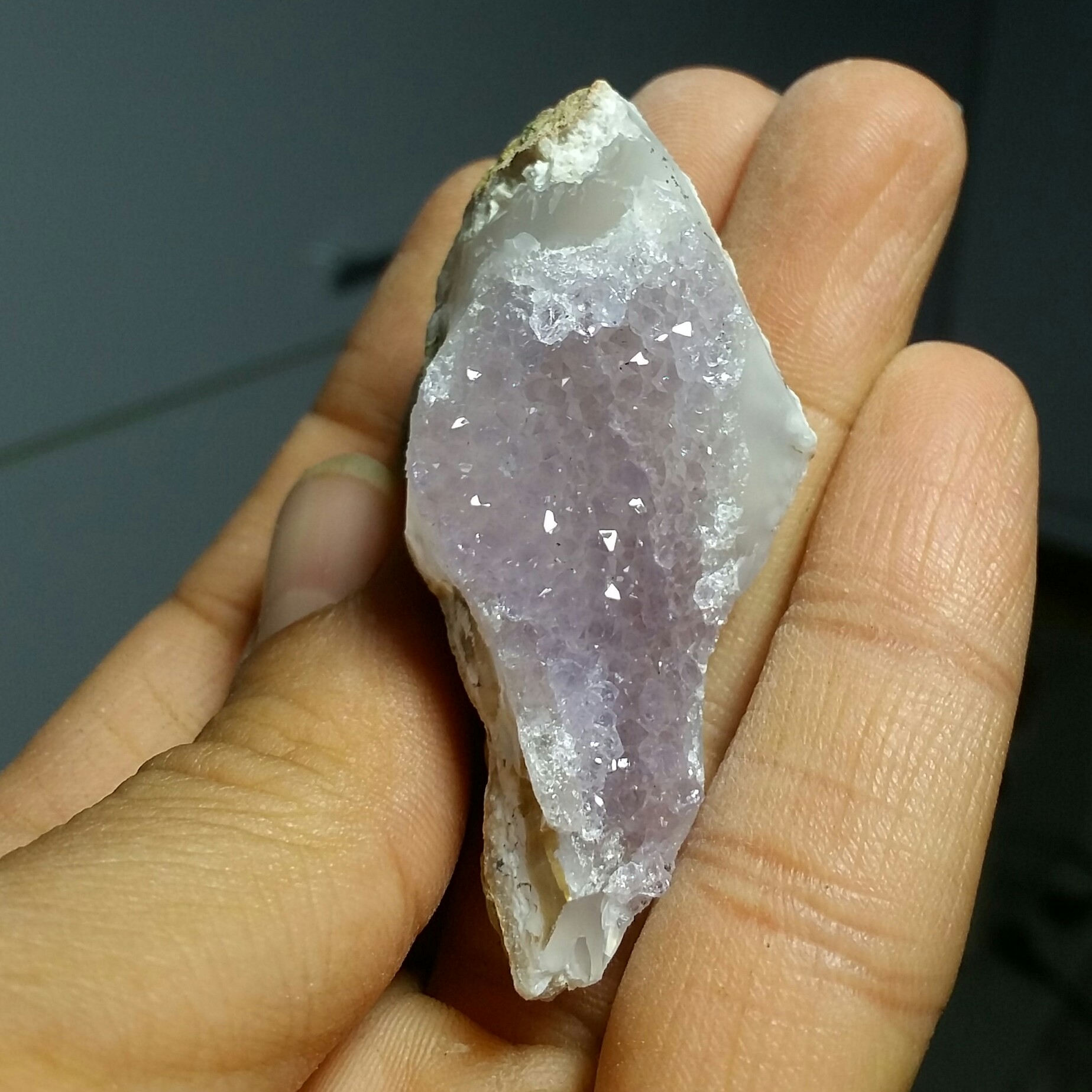 سنگ راف آمتیس آمیتیست آماتیس آمیتیس با تلالوئی بی نظیرکلکسیونی کد 11965