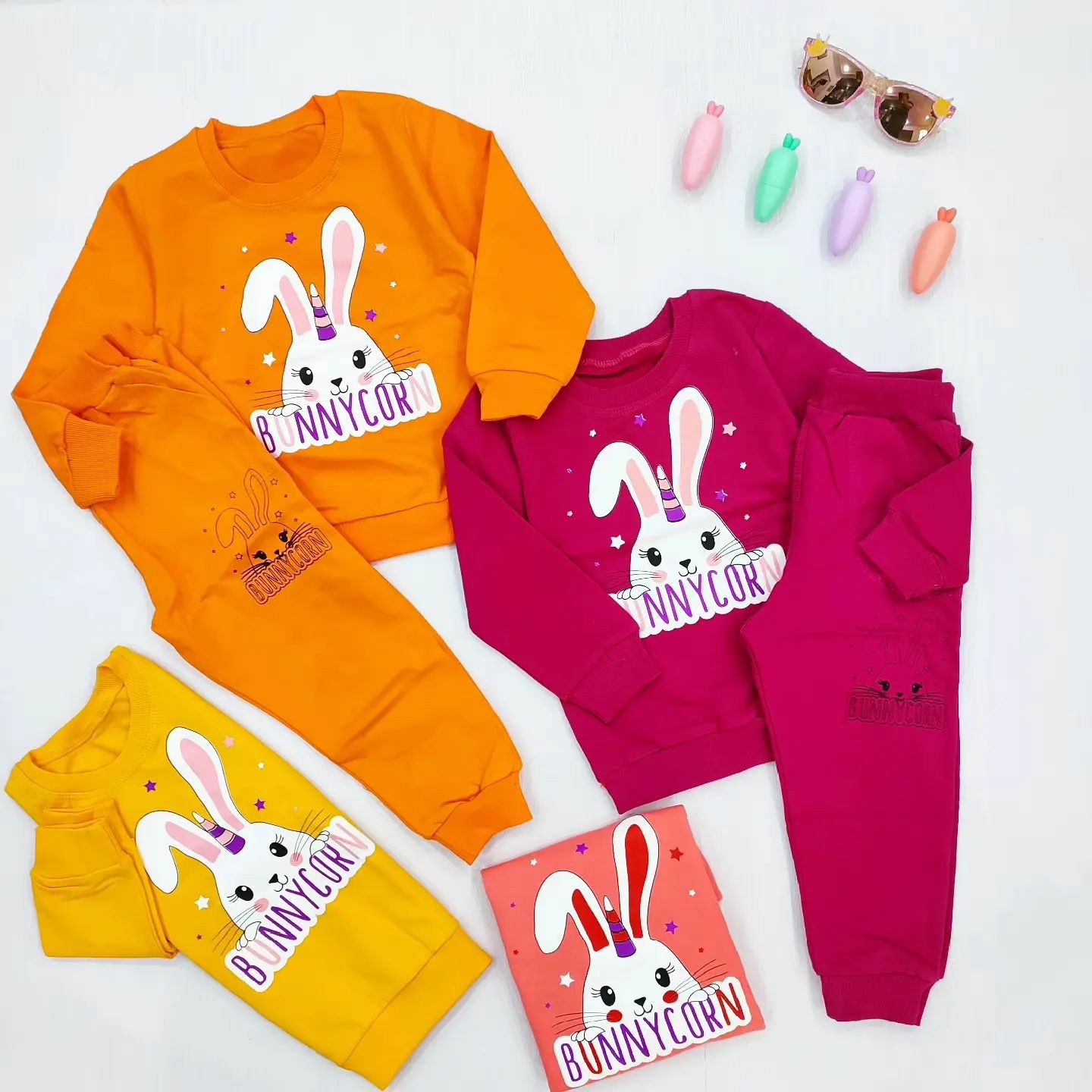 بلوزشلوار خرگوش،یه ست اسپرت خیلی شیک وعالی باتنپوش فوق العاده،بسیارباکیفیت تضمینی،سایزبندی 35 تا45