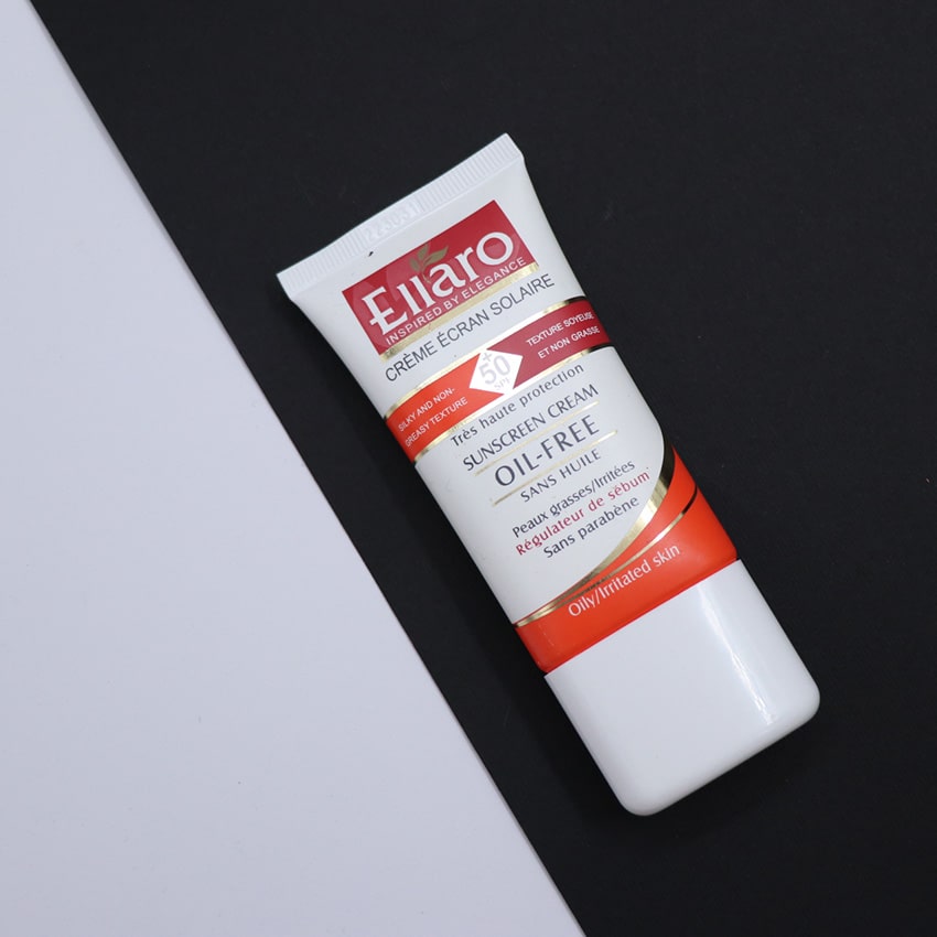 کرم ضدآفتاب الارو پوست چرب SPF50 بی رنگ 40 میل