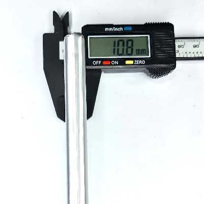 باتری لیتیومی بست ان جی اچ کد 1165110 ظرفیت 10000 میلی آمپر ساعت