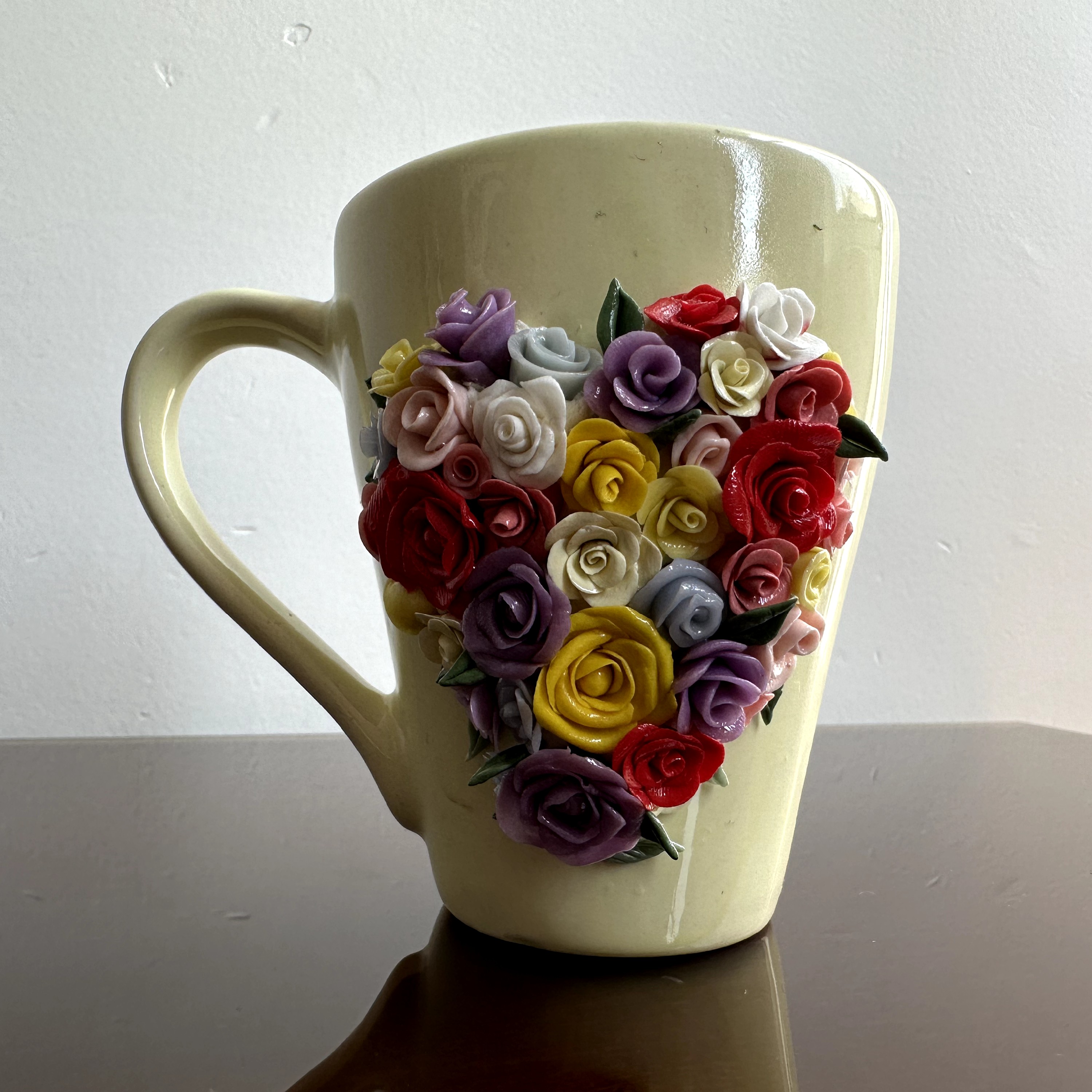 ماگ عروسکی مدل  قلبی