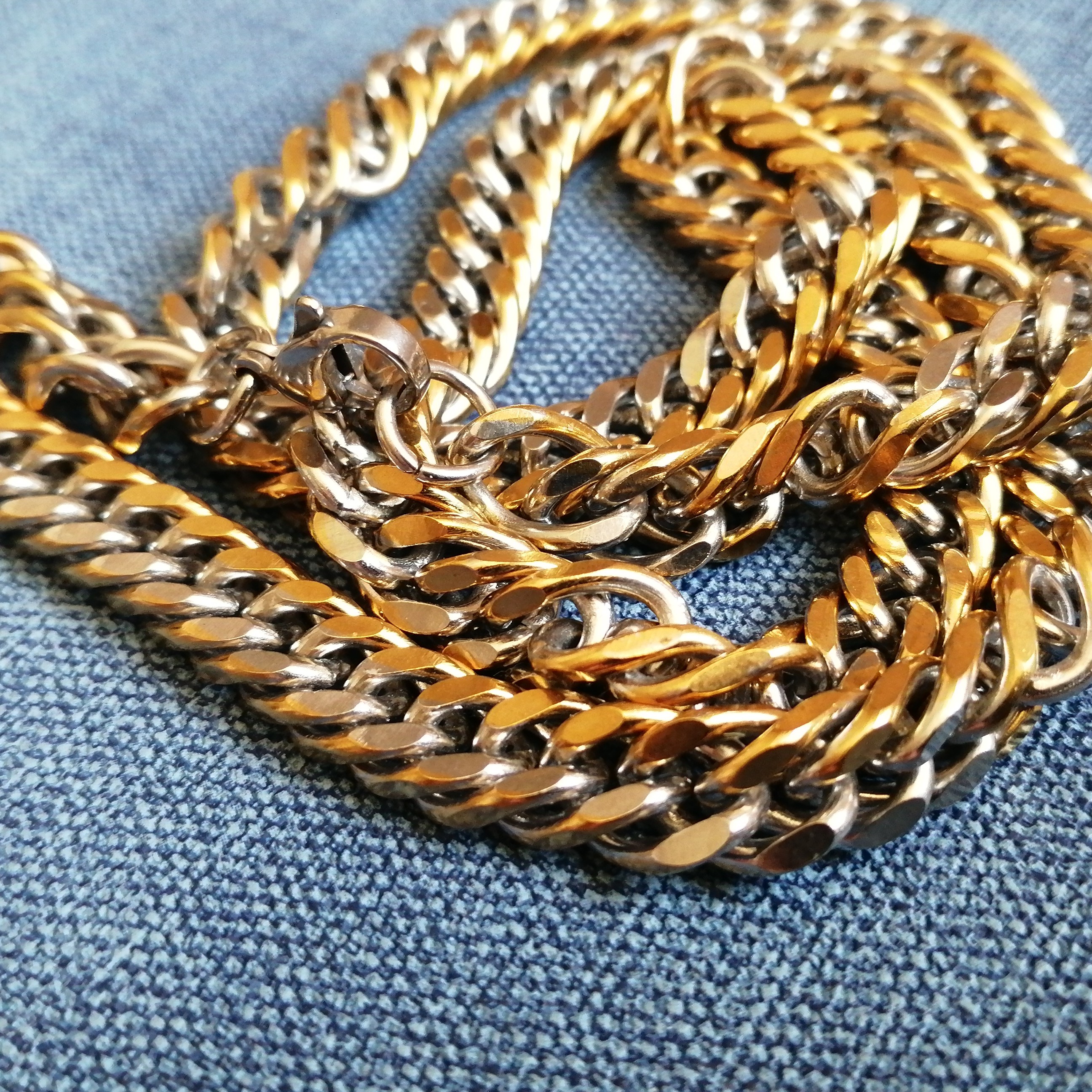 زنجیرکارتیر، گردنبندکارتیر