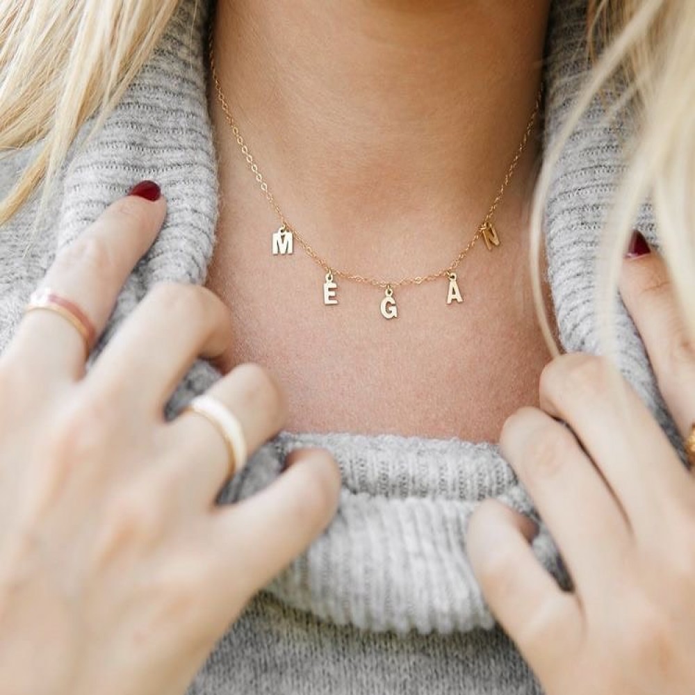 گردنبند اسم نقره و نقره آبکاری طلا با طرح خاص و اسم دلخواه شما 