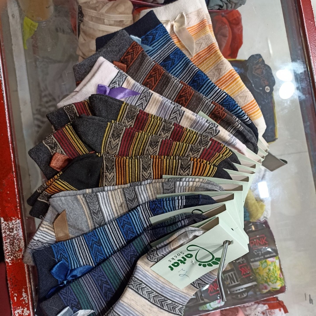 جوراب طرح سنتی نخ خیلی خوب پاپیونی