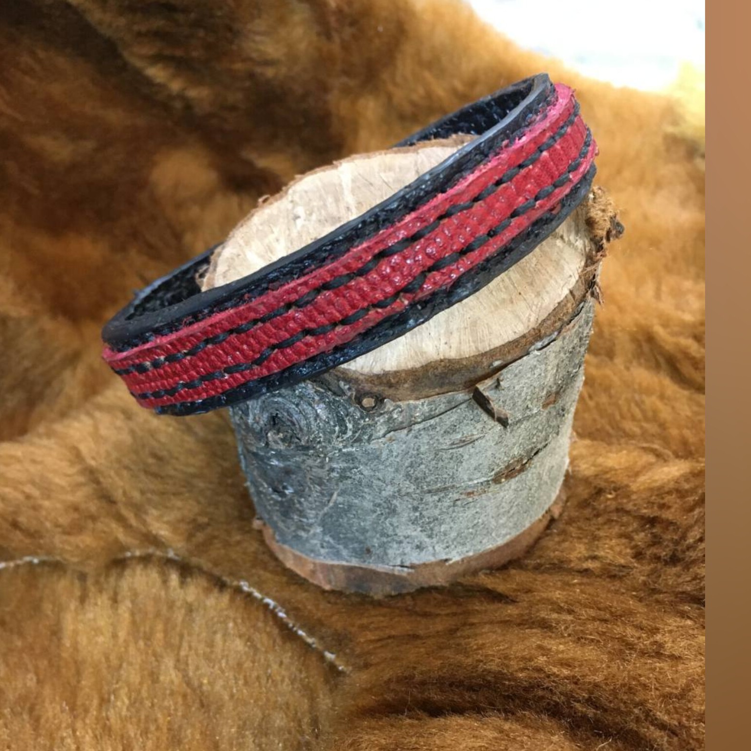 دستبند چرمی تمام دست دوز  با کیفیت (چرم گاوی) کد 1