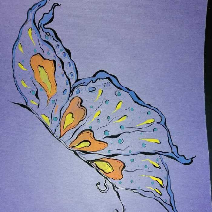 نقاشی طرح  پروانه زمینه بنفش  