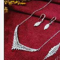 سرویس زنجیری لوکس  نقره با عیار 925 و سه لایه آبکاری رادیوم 