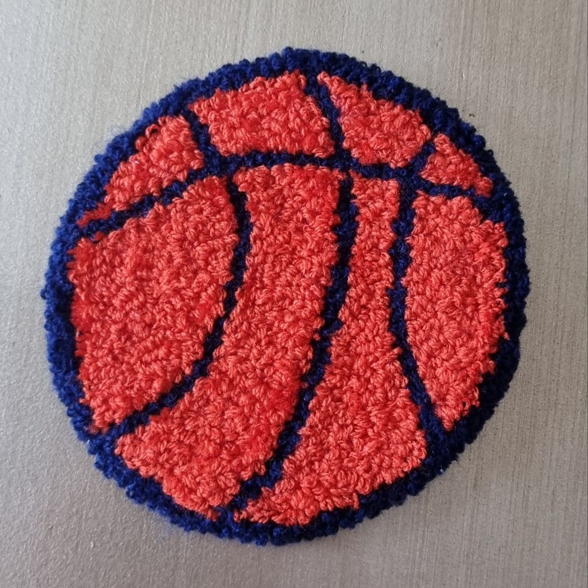 زیرماگی طرح توپ بسکتبال. مناسب برای هدیه به ورزشکاران عزیز