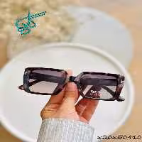 خرید عینک زنانه برند Tom ford فرم کائوچو دارای استاندارد uv400 همراه با کاور و دستمال کد 2415202 - ردگل