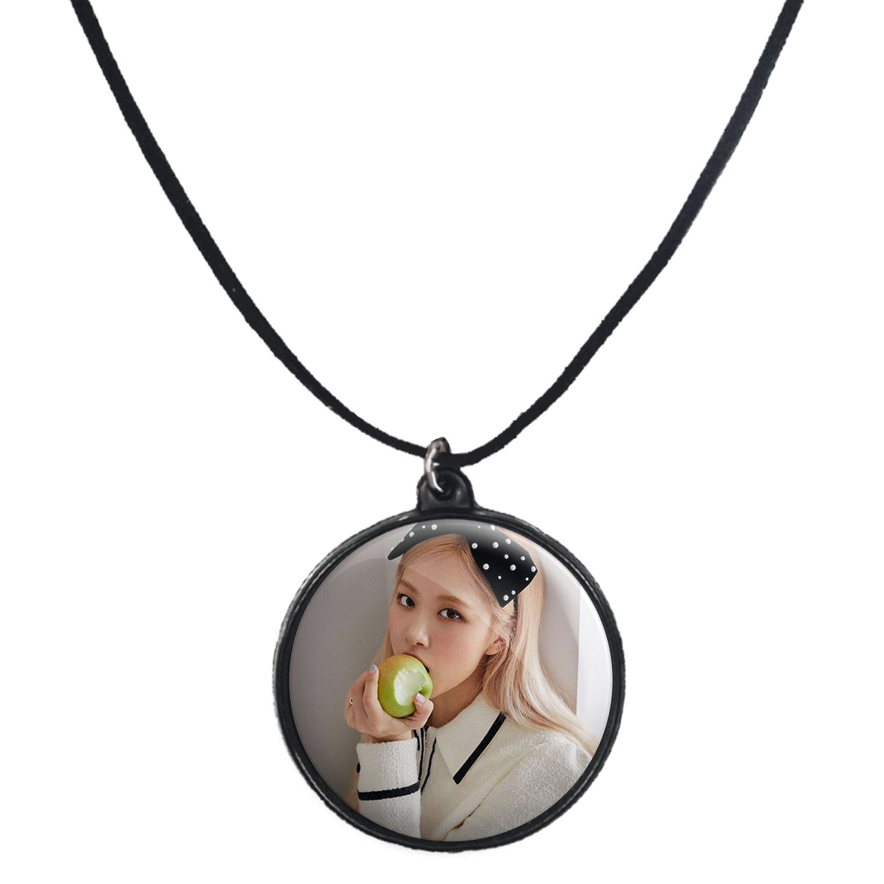 گردنبند پرمانه طرح بلک پینک کد pmb.18090 مدل دو طرفه