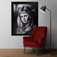تابلو نقاشی سیاه قلم طرح دختر 