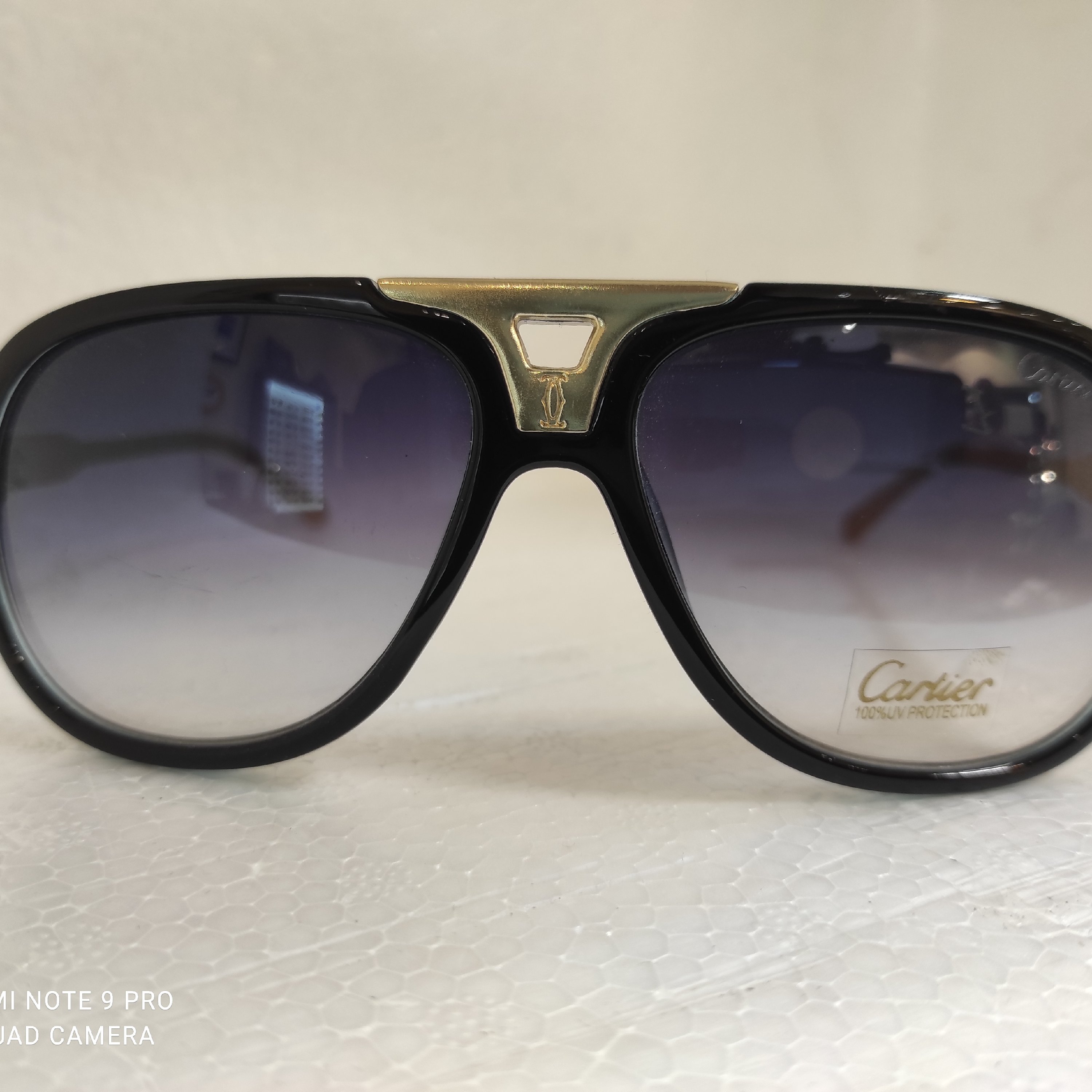 عینک cartier