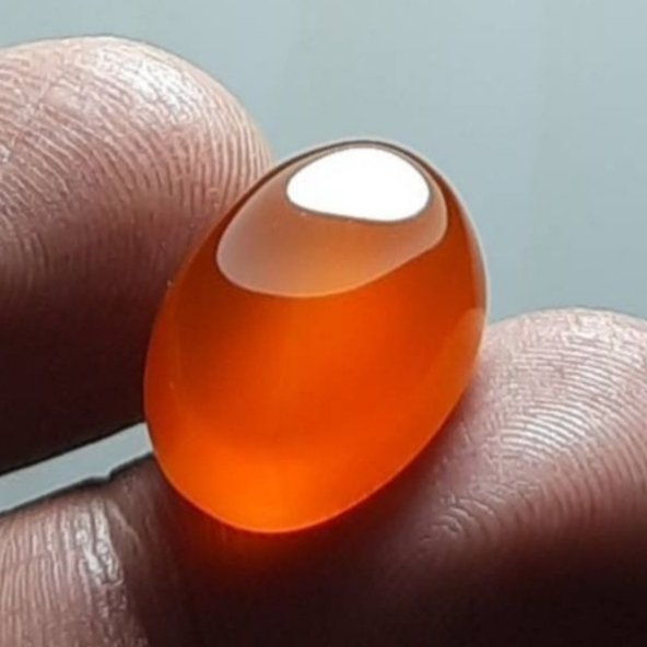 نگین عقیق پرتقالی تراش تخت زیبا و معدنی