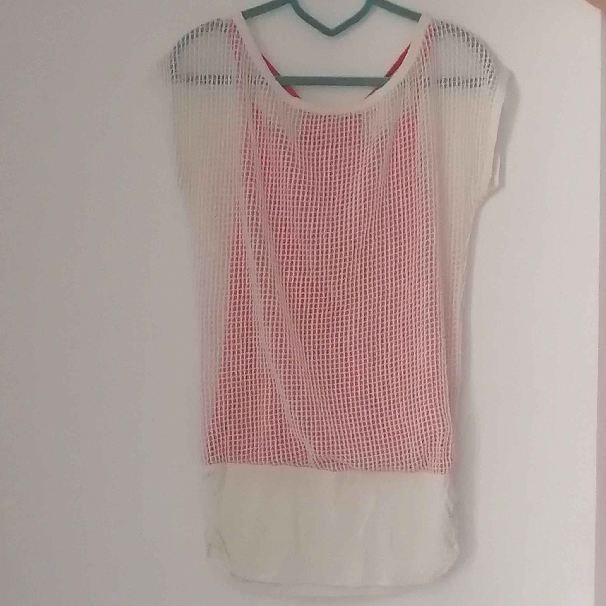 تیشرت دخترانه و زنانه توری با تاپ زیر متصل