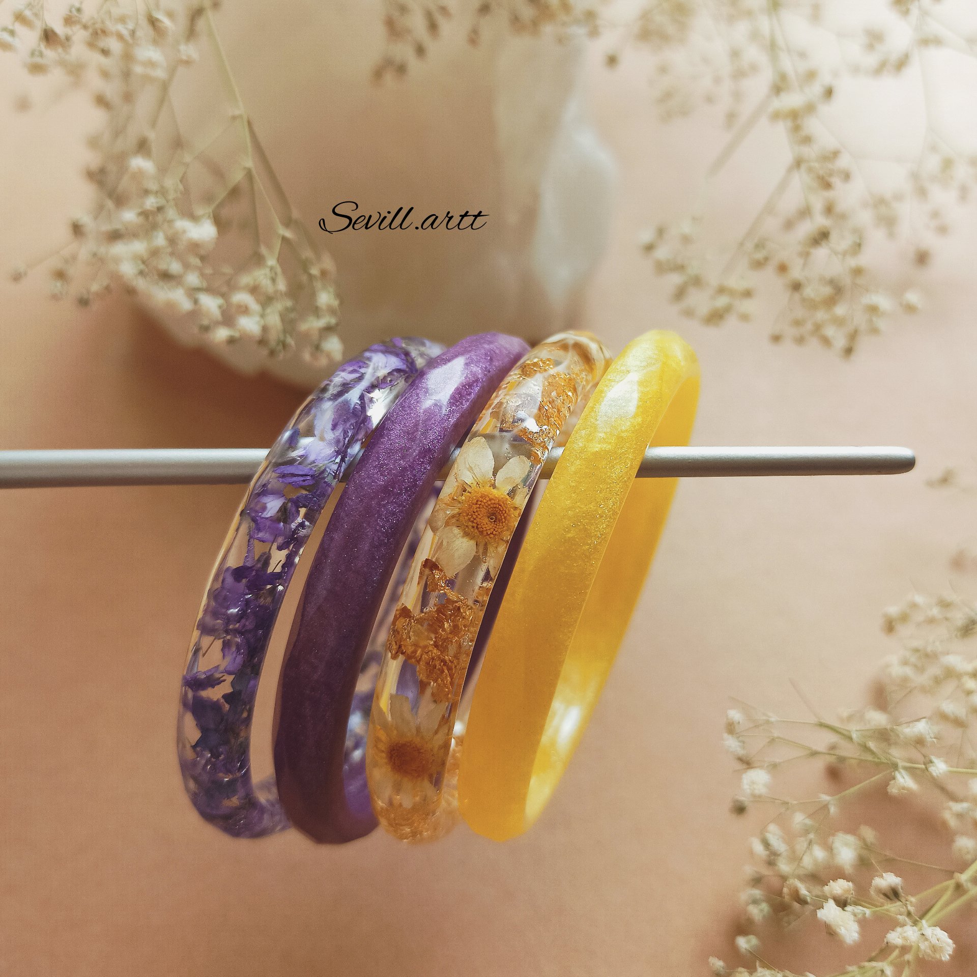  النگو های رزینی با گل بابونه و رنگ صدفی شاین دار و گل لنفش و رنگ بنفش صدفی شاین دار