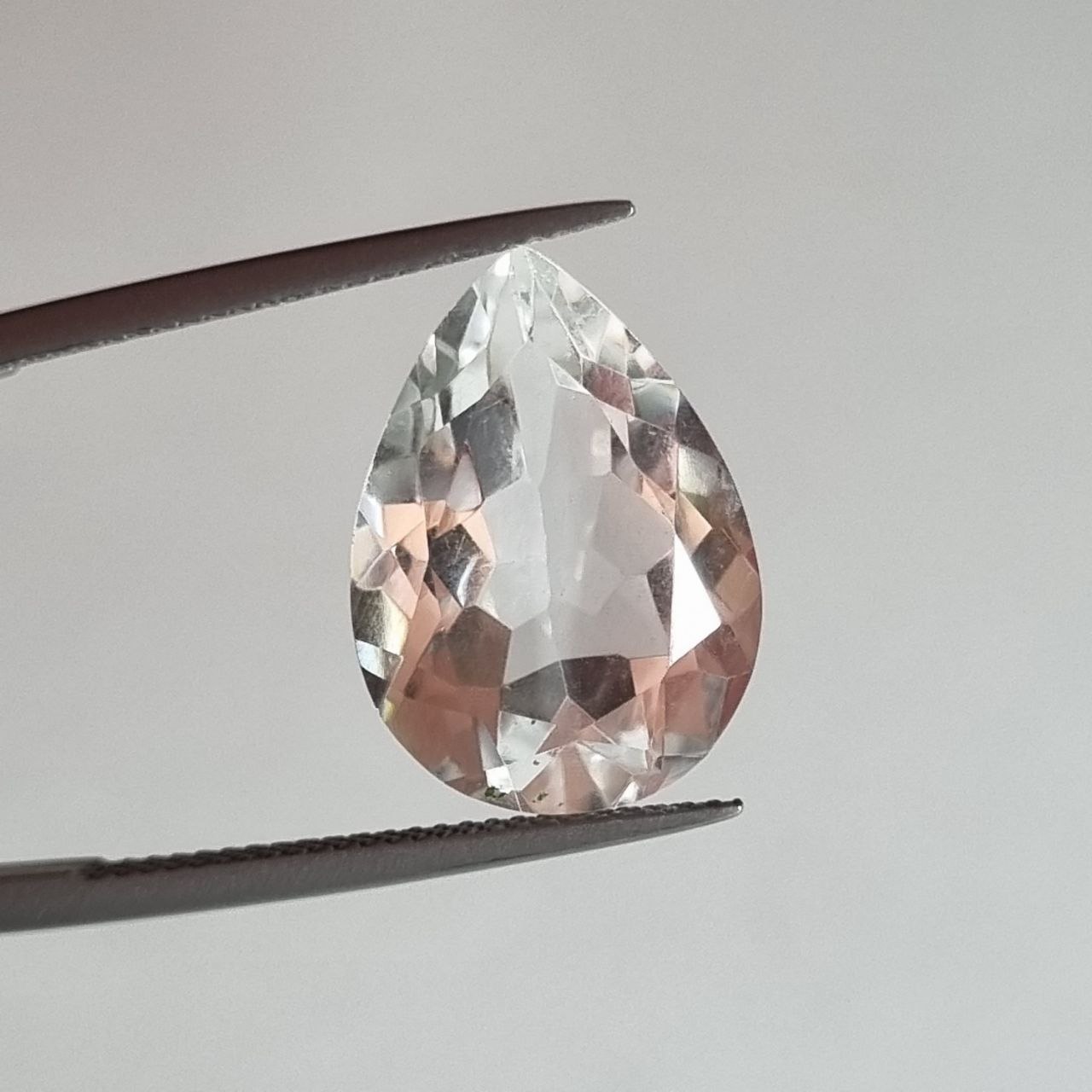 نگین کریستال کوارتز اشکی زیبا و اصلی 8151