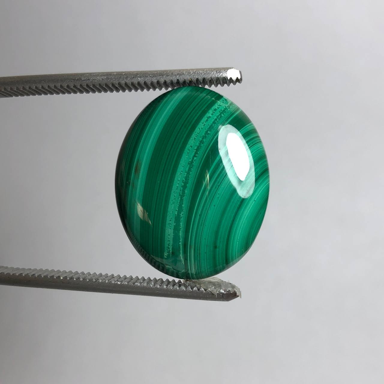 نگین مالاکیت طبیعی بیضی خوش نقش 10 گرمی 240548