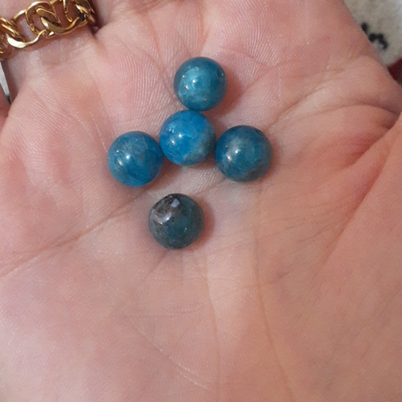 سنگ اپاتیت دونه ای 