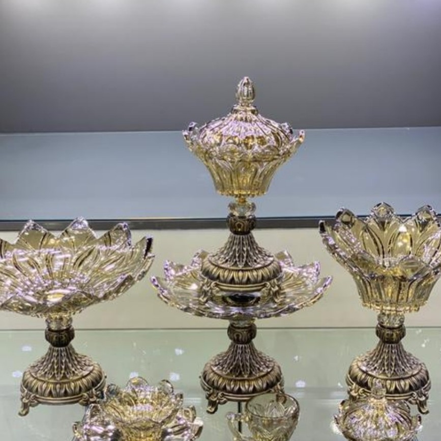 سرویس ظروف پذیرایی 12 نفره کریستال شامپاینی  شفاف