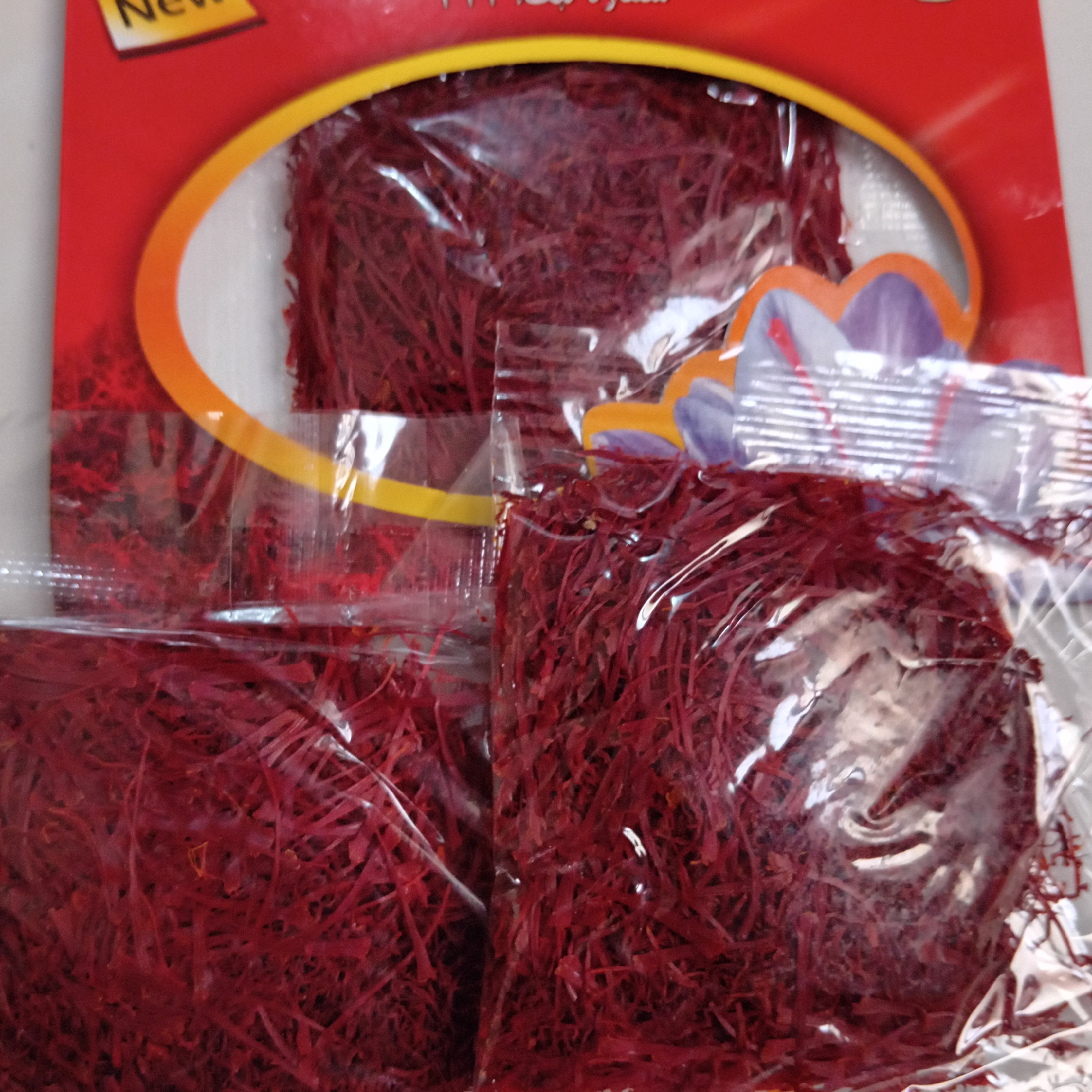 زعفران نگین طلای سرخ 1 مثقالی ، با کیفیت ، اصل ، خالص و مرغوب